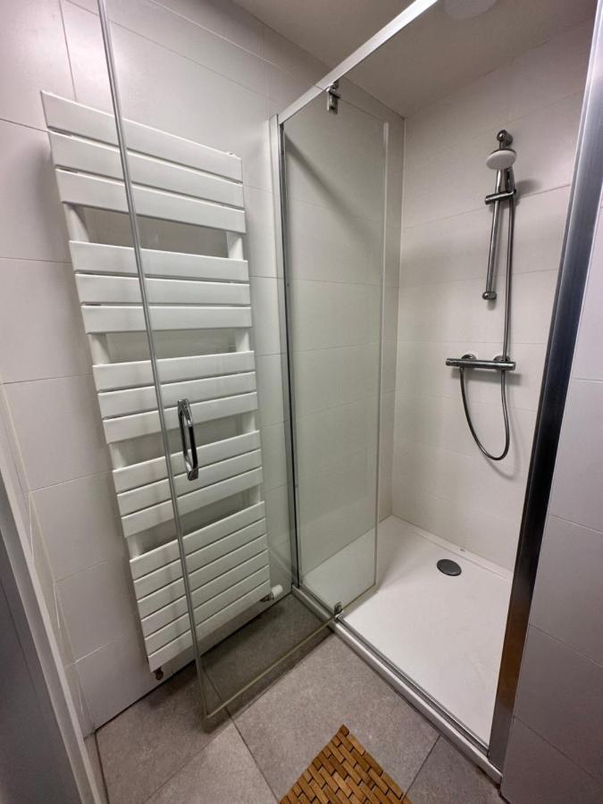 Canal View One Bedroom Flat Brussels Exterior photo