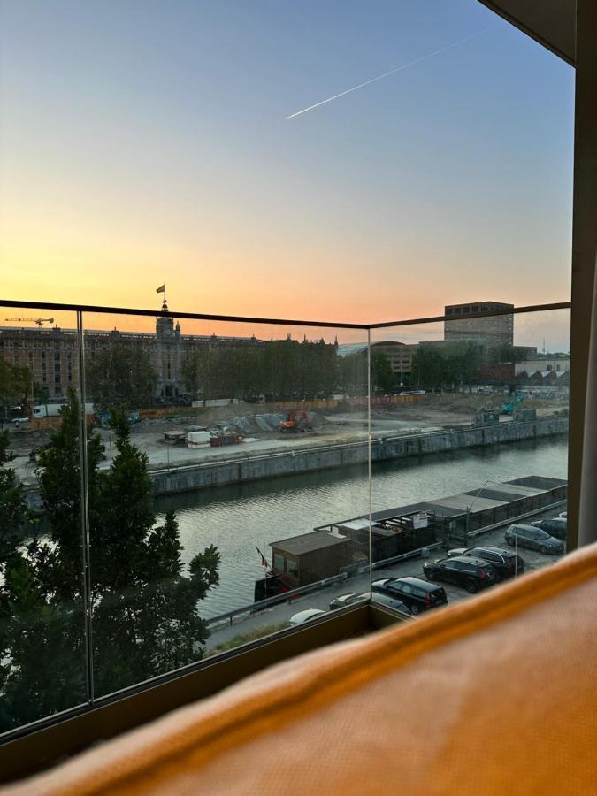 Canal View One Bedroom Flat Brussels Exterior photo